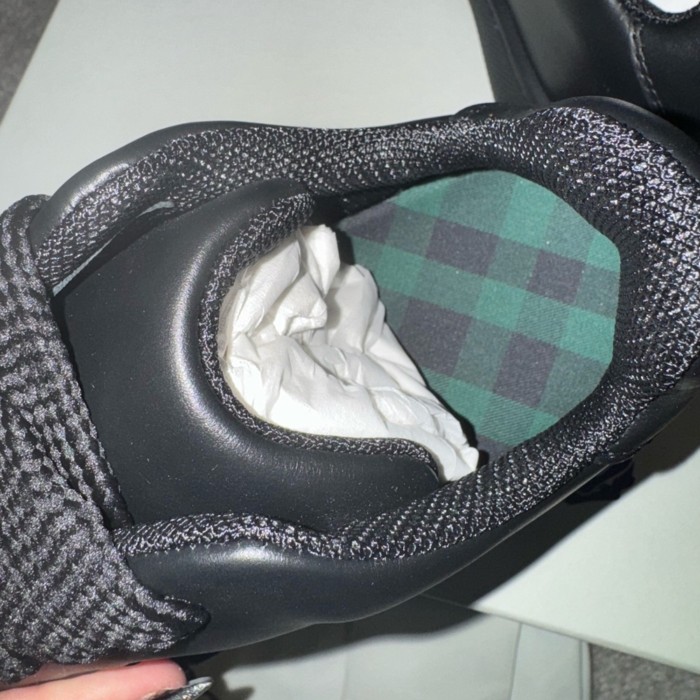 Burberry Low Top Trainer! - Picture 6 of 6